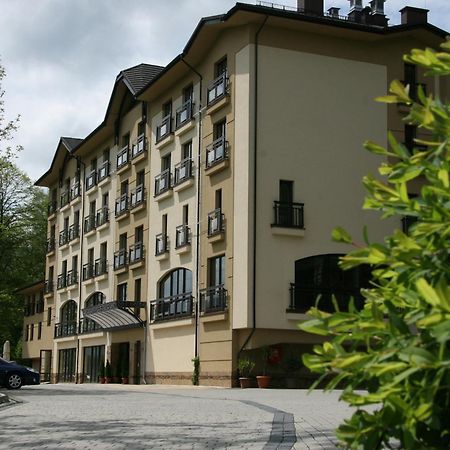 Hotel Elbrus Spa & Wellness Щирк Экстерьер фото