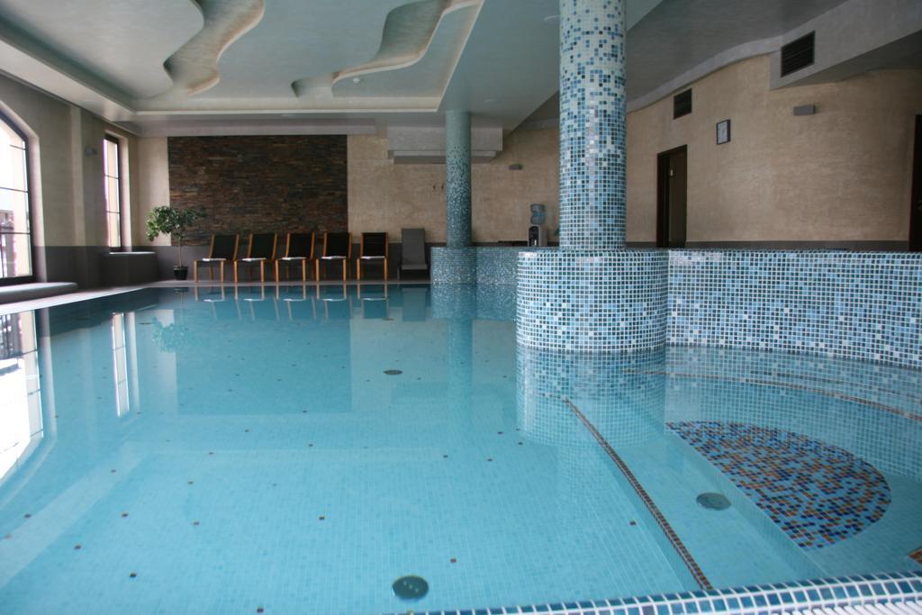 Hotel Elbrus Spa & Wellness Щирк Экстерьер фото